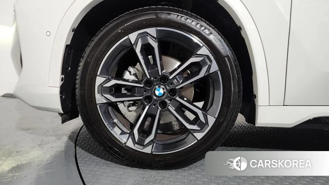 BMW X1 (U11) id 4194070 из Кореи 32