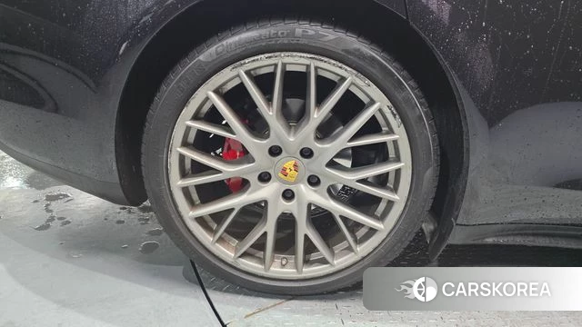 Porsche Panamera (971) id 3917564 из Кореи 15