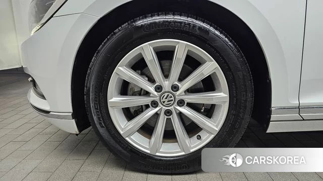 Volkswagen Passat GT (B8) id 4417423 из Кореи 26