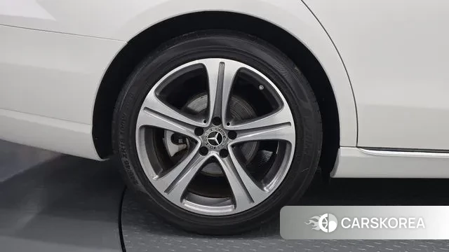 Mercedes-Benz E-Class W213 id 3708876 из Кореи 15