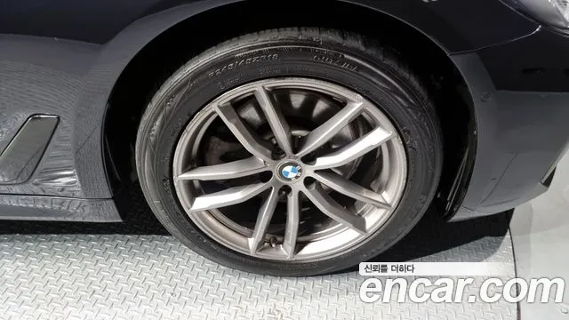 BMW 5 Series (G30) id 2468044 из Кореи 15