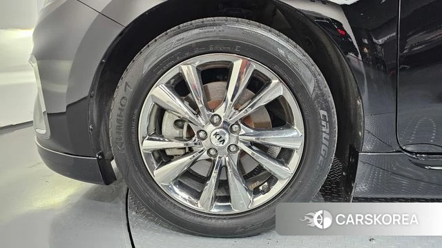 Kia The New Carnival id 4465260 из Кореи 31