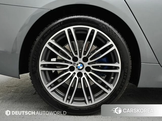 BMW 5 Series (G30) id 3917212 из Кореи 15