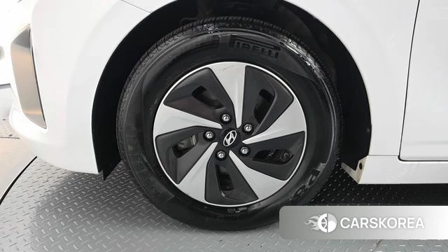 Hyundai Ionic Hybrid id 4331702 из Кореи 15