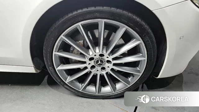 Mercedes-Benz E-Class W213 id 3588083 из Кореи 15