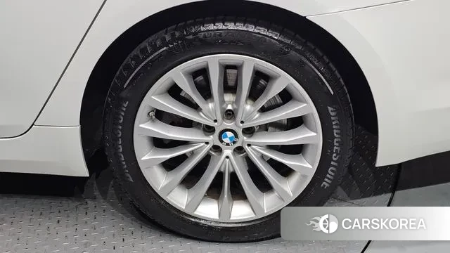 BMW 5 Series (G30) id 3602268 из Кореи 15