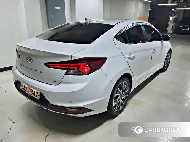 Hyundai The New Avante AD id 3499711 из Кореи 13