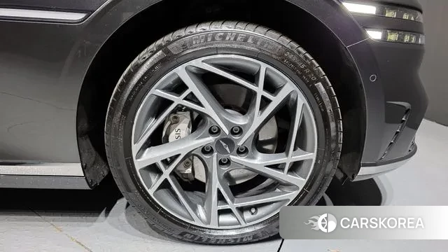 Genesis G90 (RS4) id 3605677 из Кореи 15