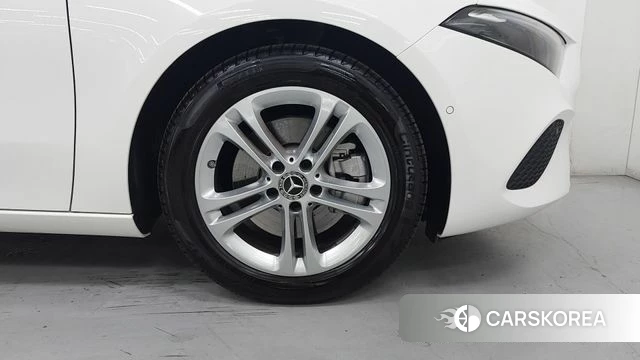 Mercedes-Benz A-Class W177 id 4486637 из Кореи 15
