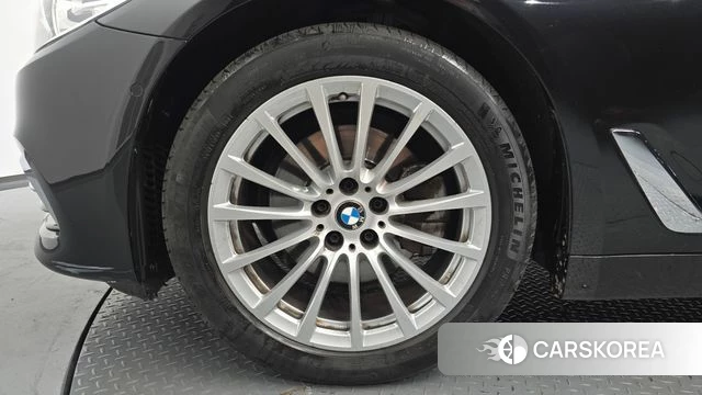 BMW 5 Series (G30) id 4459133 из Кореи 28