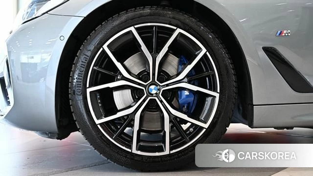 BMW 5 Series (G30) id 3920926 из Кореи 15