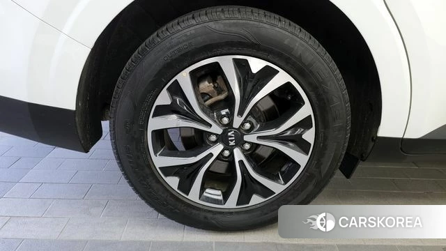 Kia Carnival 4th generation id 4330803 из Кореи 25