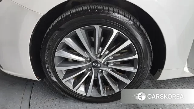 Kia Come New K7 id 3709276 из Кореи 15