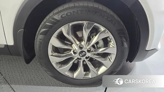 Kia The New Sorento id 3667046 из Кореи 15