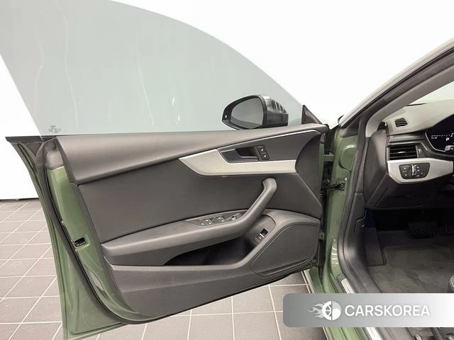 Audi A5 id 4321340 из Китая 16