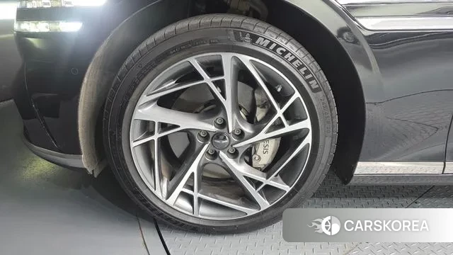 Genesis G90 (RS4) id 3539452 из Кореи 15