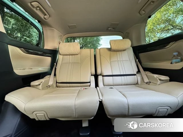 Toyota Elfa id 4393895 из Китая 12