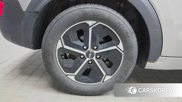 Kia Di Ol Nu Niro id 4309414 из Кореи 25