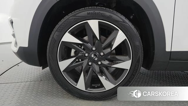 Kia Seltos id 4283919 из Кореи 26
