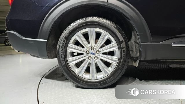 Ford Explorer 6th Generation id 4245252 из Кореи 25