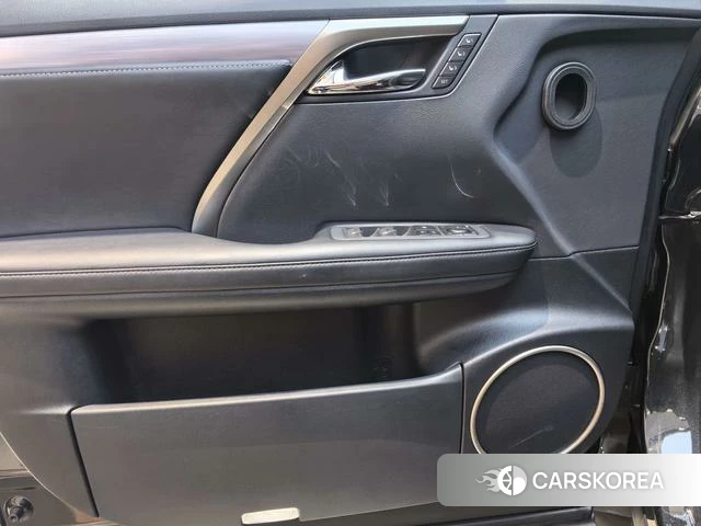 Lexus RX id 4277446 из Китая 24