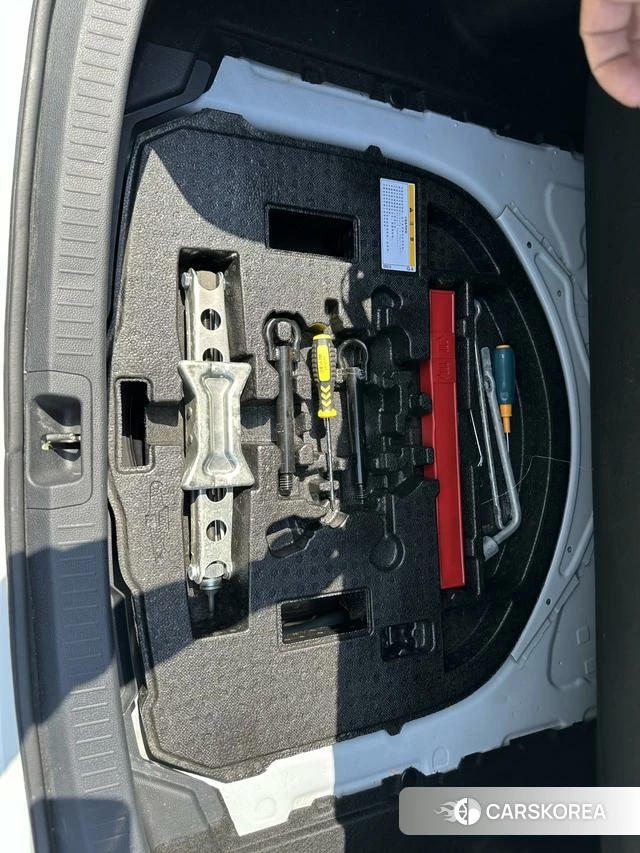 Toyota Corolla id 4275907 из Китая 11