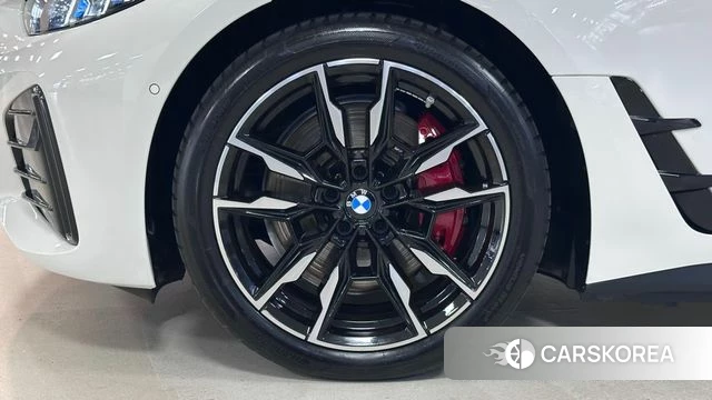 BMW i4 id 4578545 из Кореи 15