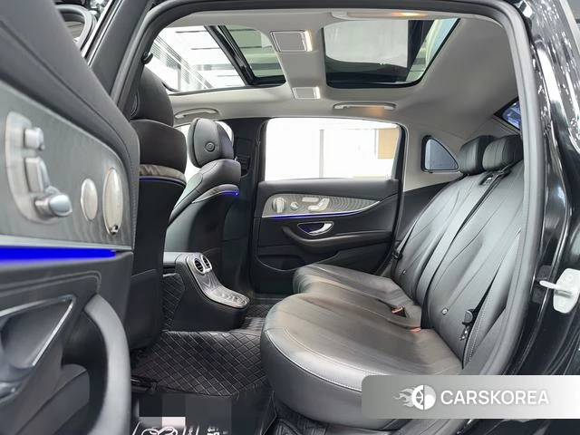 Mercedes-Benz E-class 2021 Черный из Китая, фото 5