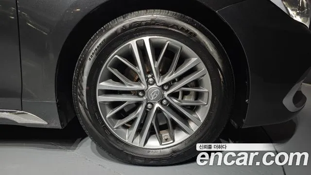 Hyundai Grandeur IG id 2332458 из Кореи 15