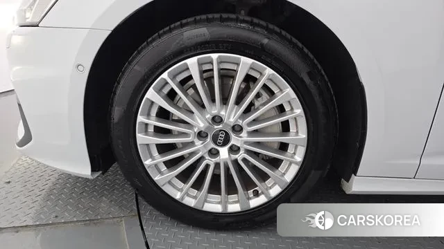 Audi A6 (C8) id 3329564 из Кореи 15