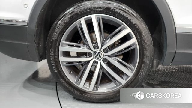 Volkswagen Tiguan Allspace id 4744875 из Кореи 34