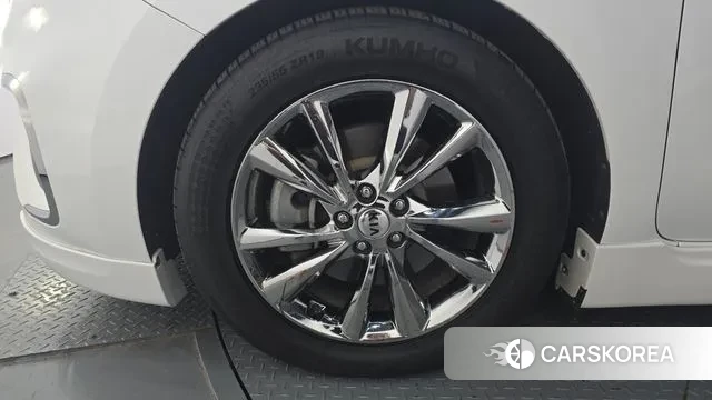 Kia The New Carnival id 3396943 из Кореи 15