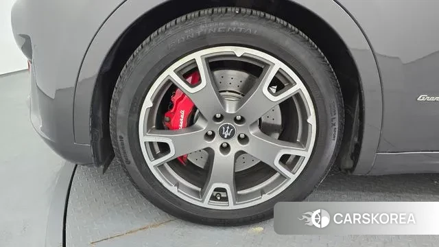 Maserati Levante id 3736203 из Кореи 15