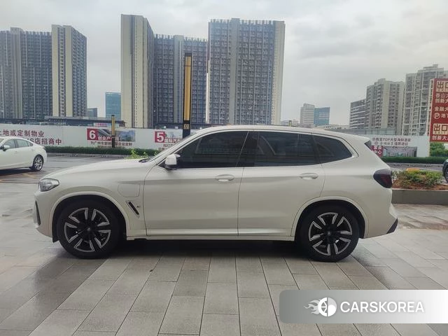 BMW iX3 2022 Белый из Китая, фото 5