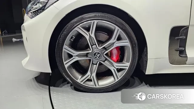 Kia Stinger id 3233900 из Кореи 15