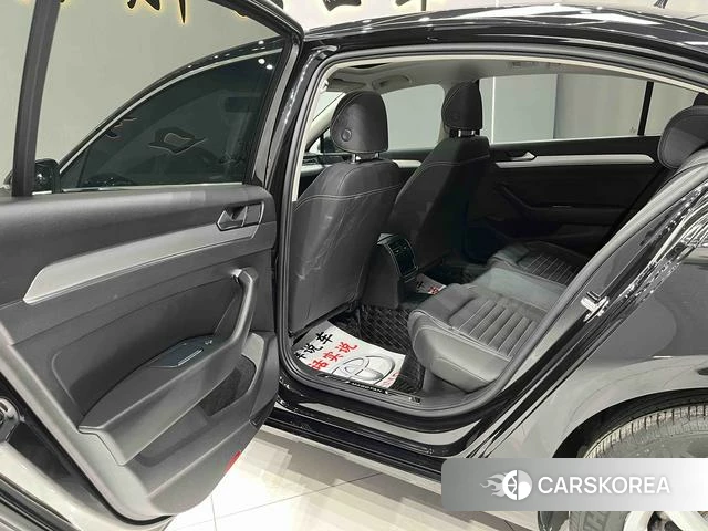Volkswagen Magotan id 4276627 из Китая 14