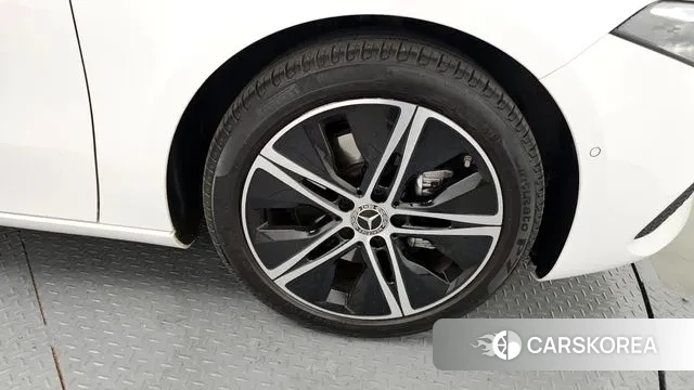 Mercedes-Benz A-Class W177 id 3442193 из Кореи 15