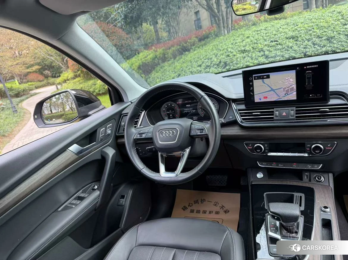 Audi Q5L id 4455122 из Китая 13