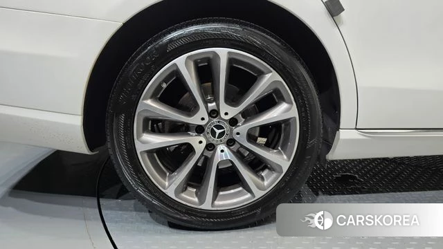 Mercedes-Benz E-Class W213 id 4411170 из Кореи 30