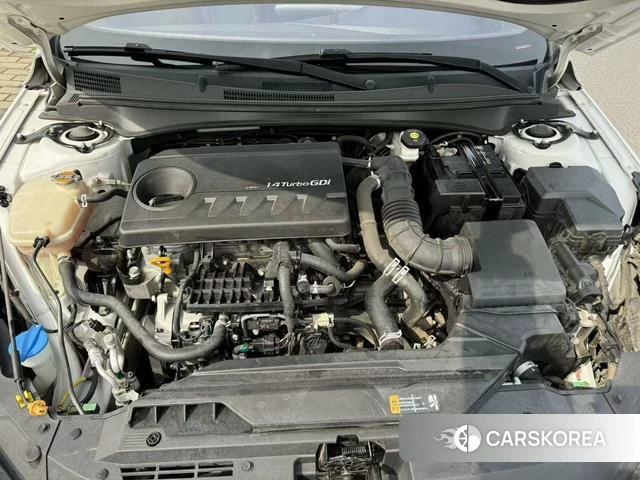 Hyundai Elantra id 4259300 из Китая 9