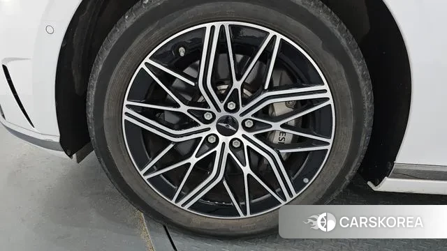 Genesis G90 (RS4) id 3093524 из Кореи 14