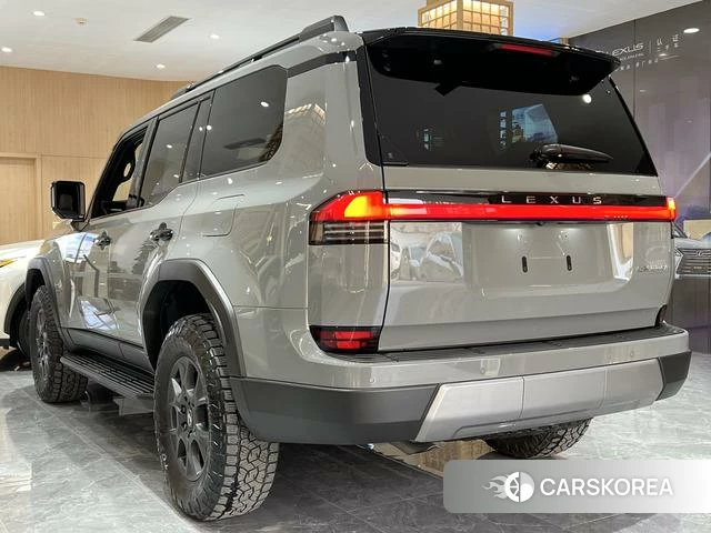 Lexus GX id 3908590 из Китая 15