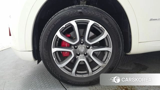 Maserati Levante id 4581993 из Кореи 15