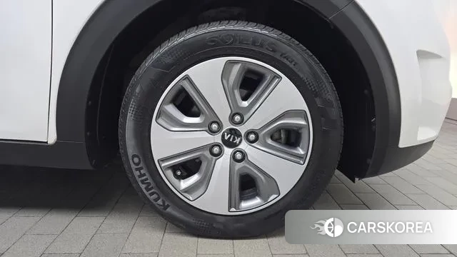 Kia Niro id 3303039 из Кореи 15