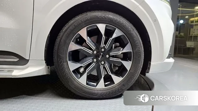 Kia Carnival 4th generation id 3207920 из Кореи 15