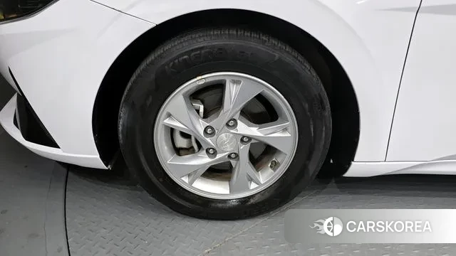 Hyundai Avante (CN7) id 3438354 из Кореи 15