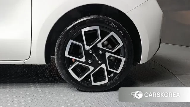 Kia The New Kia Ray id 3294419 из Кореи 15