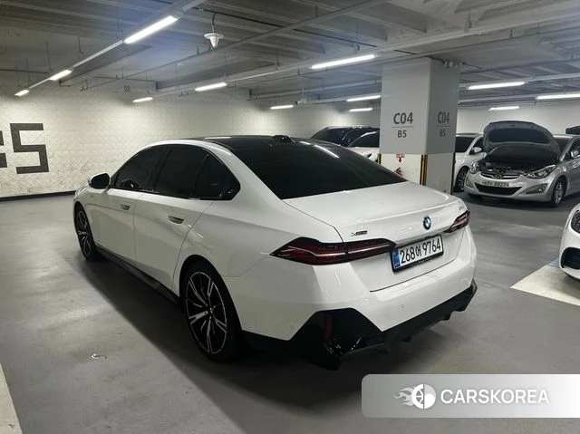BMW 5 Series (G60) id 4298595 из Кореи 15