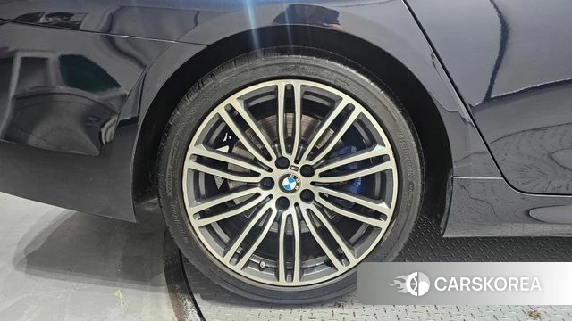 BMW 5 Series (G30) id 4684201 из Кореи 15