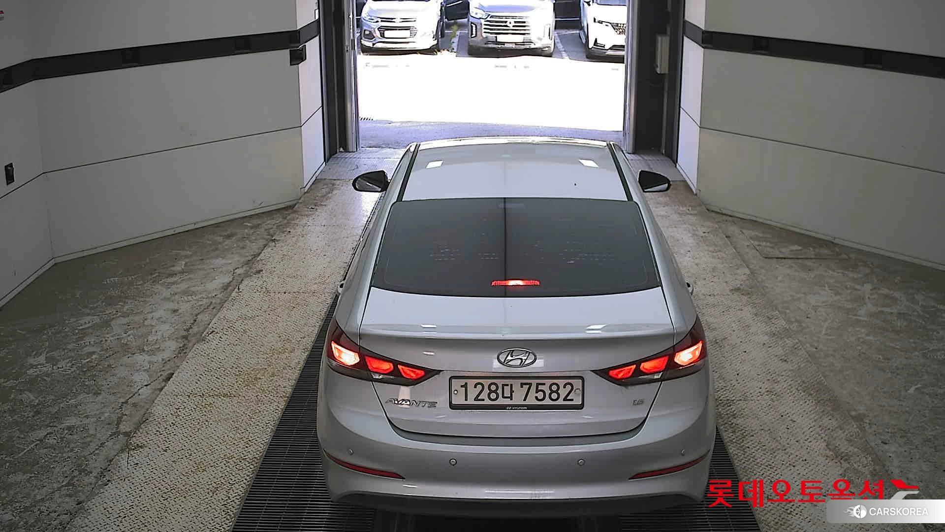 Hyundai Avante id 4504398 из Кореи 32